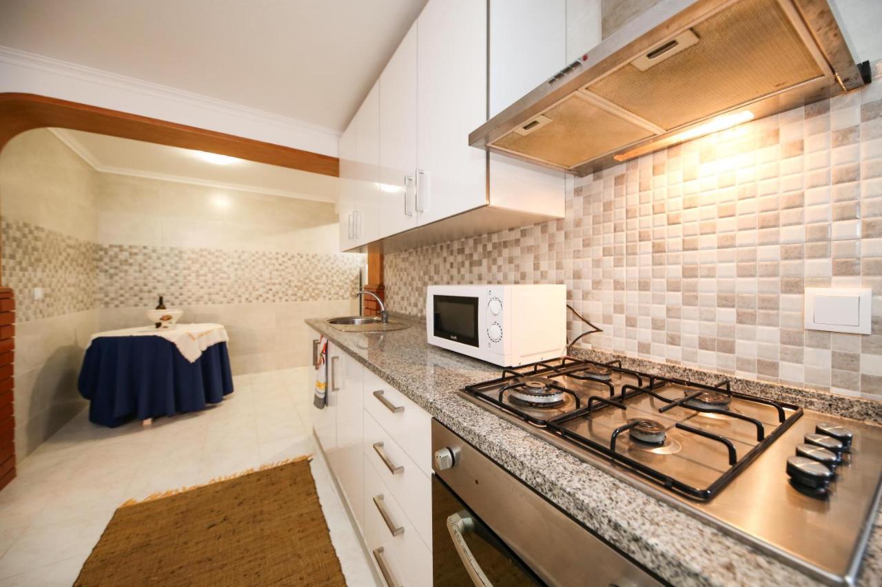 Casa da Tia Laura Apartment Nazare Bagian luar foto
