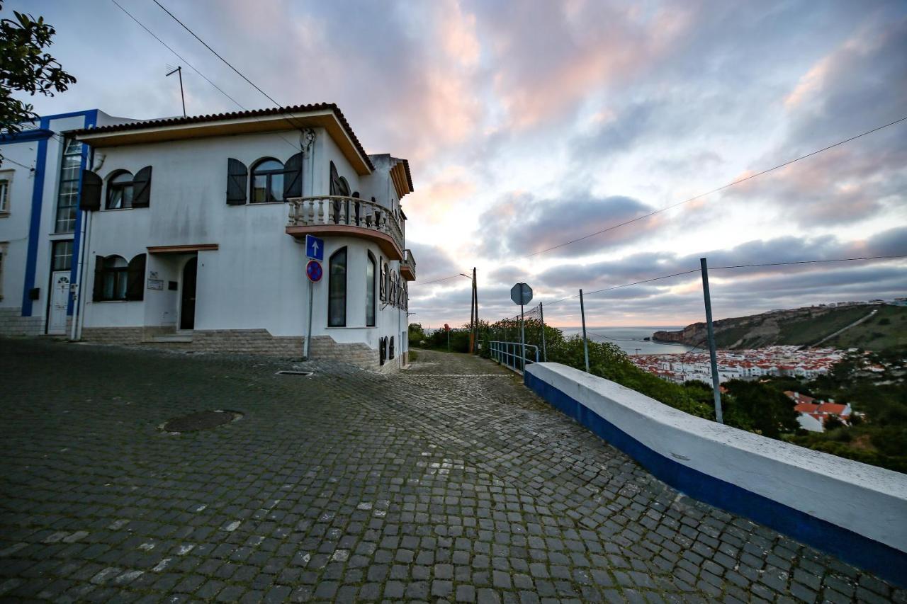 Casa da Tia Laura Apartment Nazare Bagian luar foto