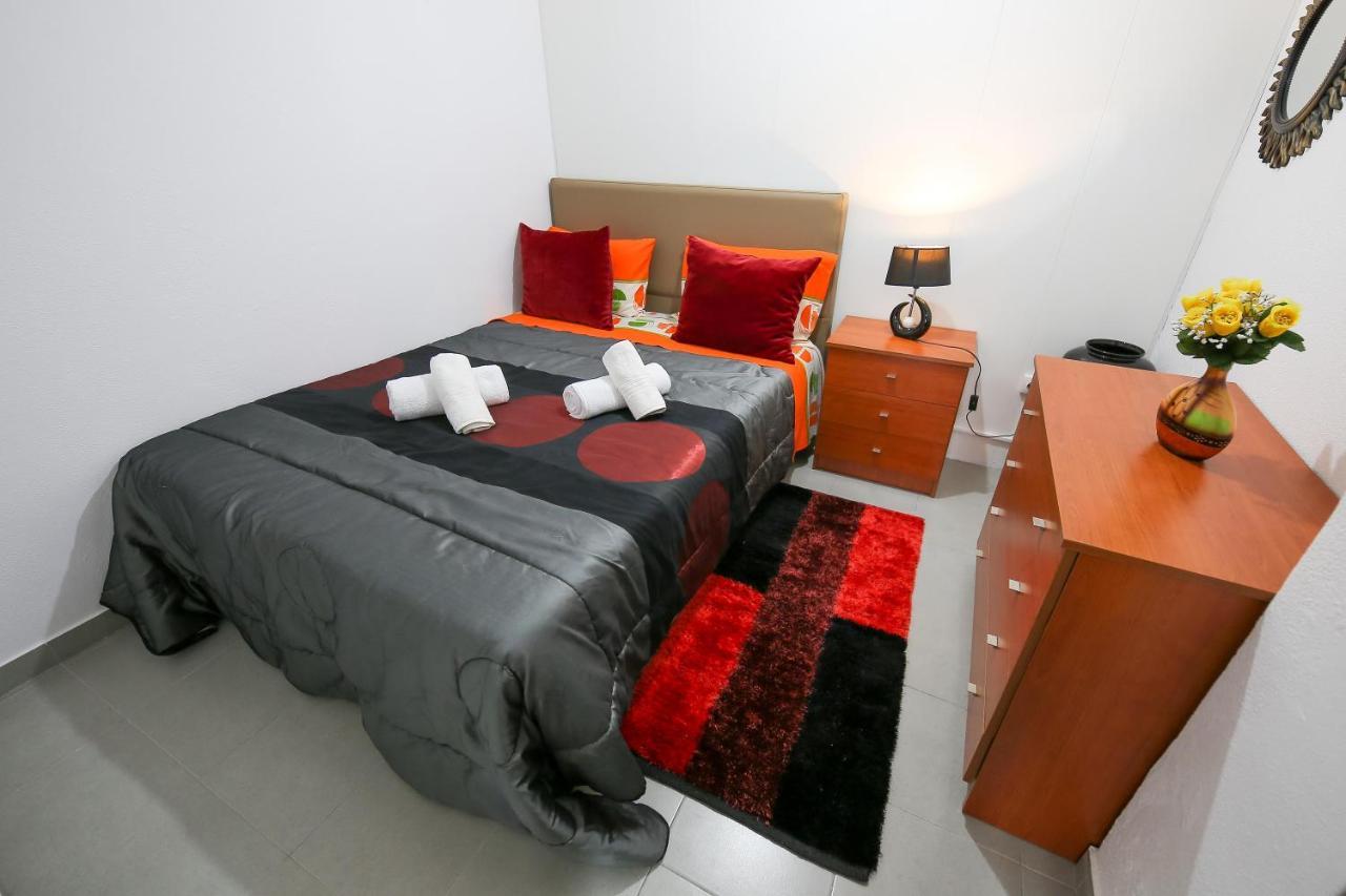 Casa da Tia Laura Apartment Nazare Bagian luar foto