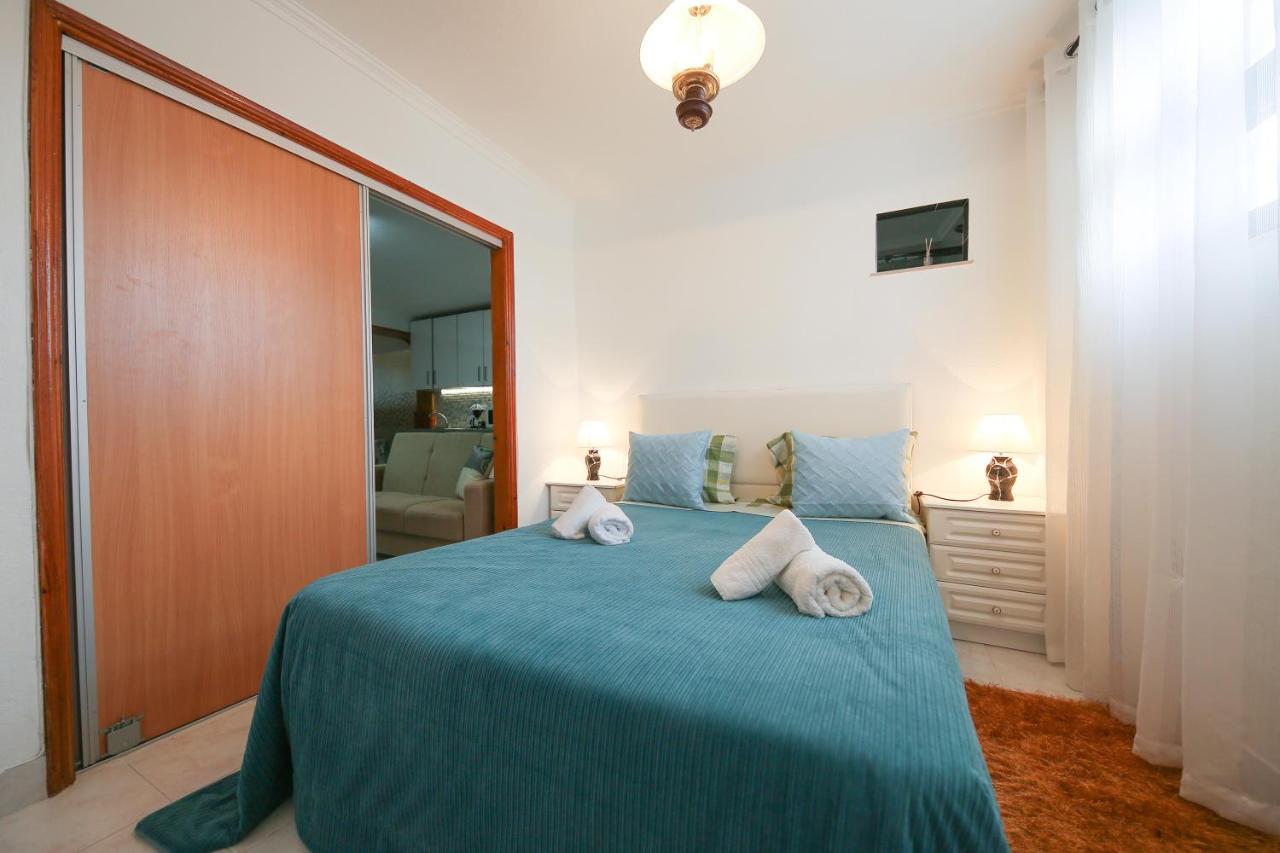 Casa da Tia Laura Apartment Nazare Bagian luar foto