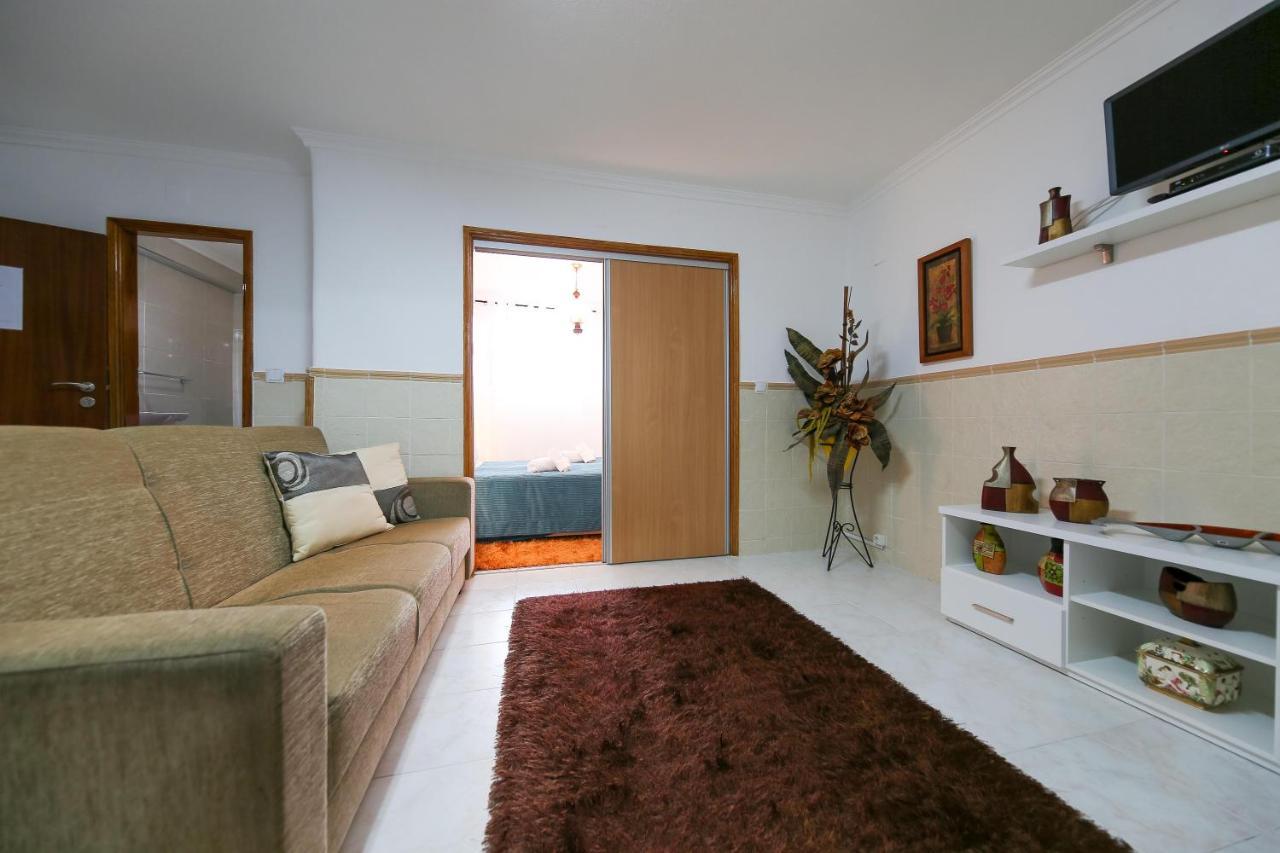 Casa da Tia Laura Apartment Nazare Bagian luar foto