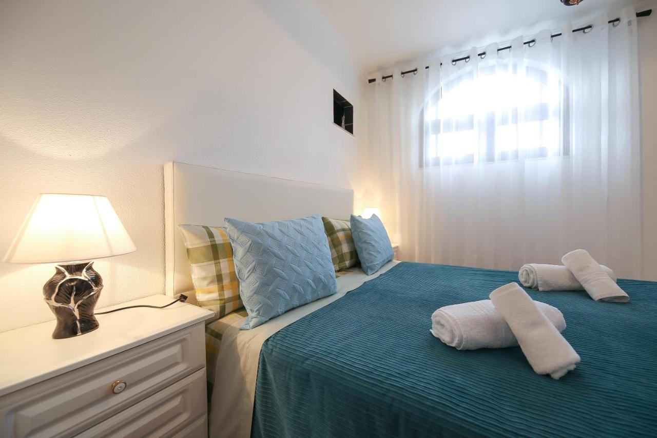 Casa da Tia Laura Apartment Nazare Bagian luar foto