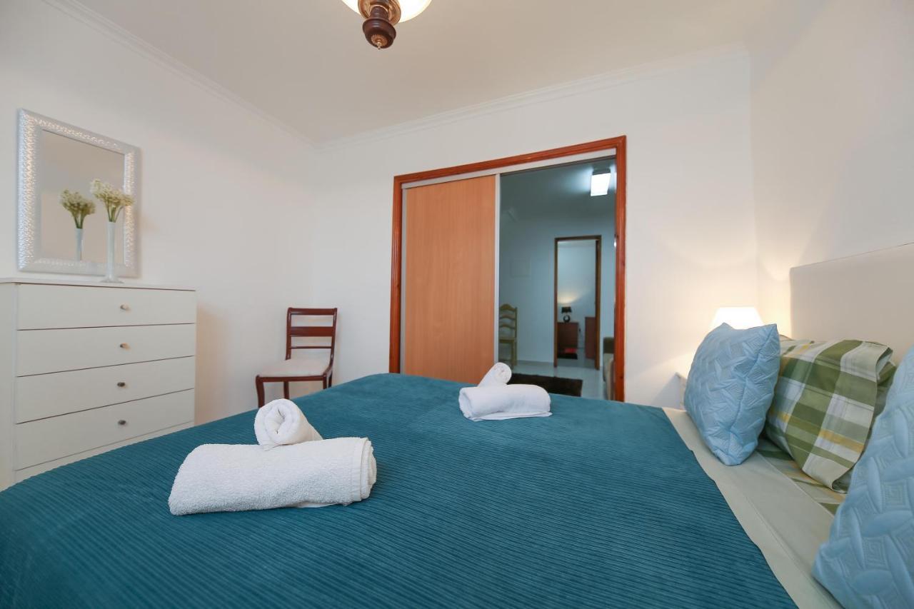 Casa da Tia Laura Apartment Nazare Bagian luar foto