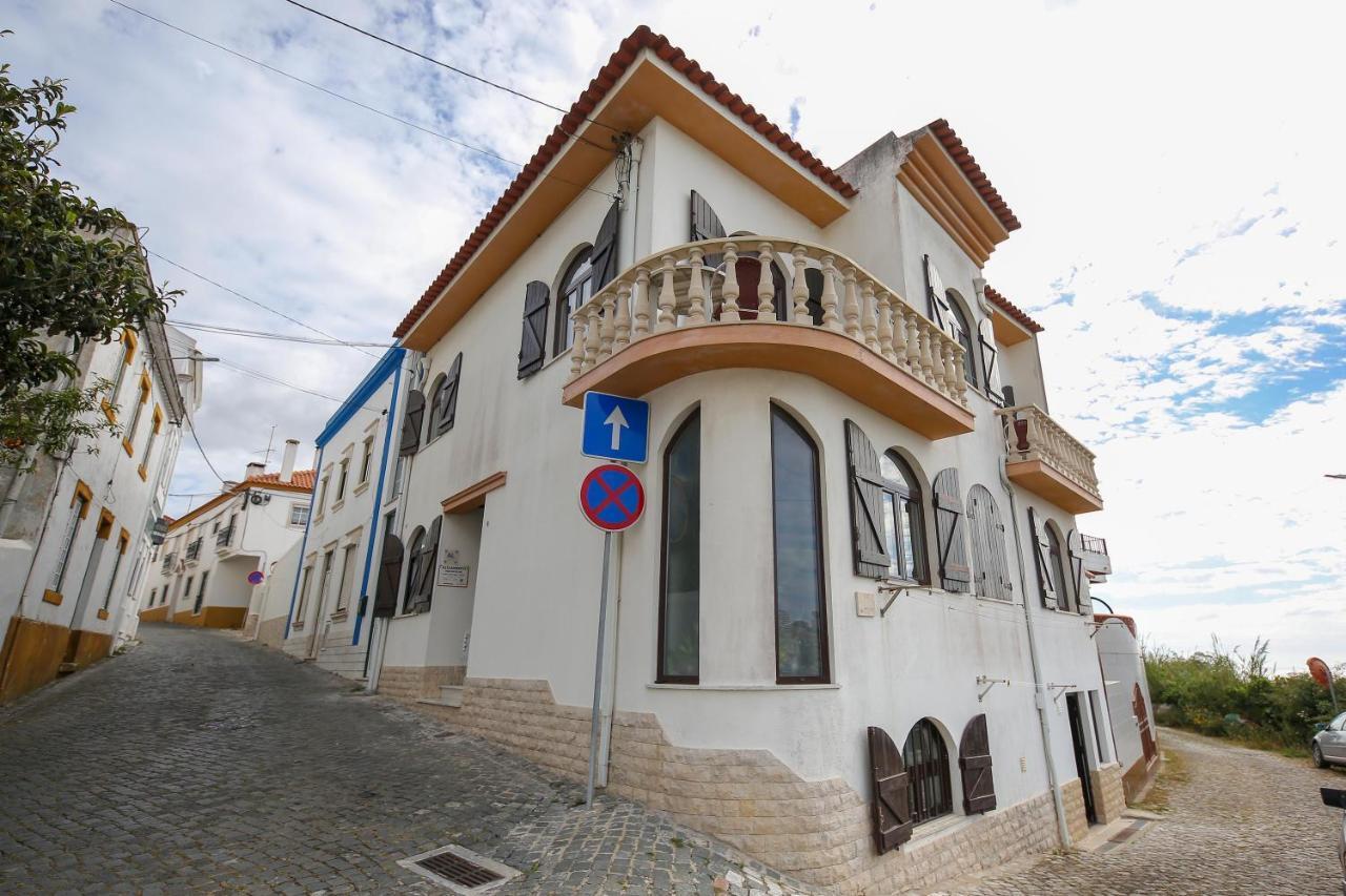 Casa da Tia Laura Apartment Nazare Bagian luar foto