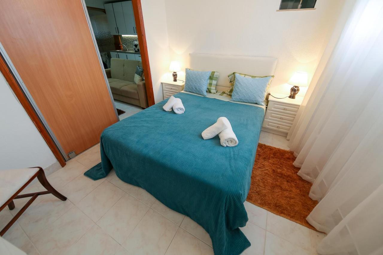Casa da Tia Laura Apartment Nazare Bagian luar foto